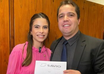 Em Brasília, vereador Sávio entrega pauta de indicações a parlamentares sergipanos