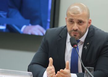 Moraes mantém prisão do ex-deputado Daniel Silveira