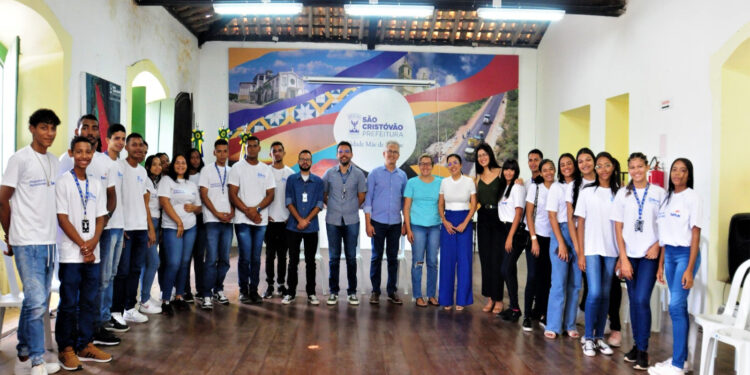 Novos monitores de turismo são recepcionados na Prefeitura de São Cristóvão