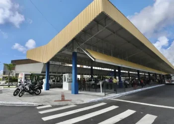 PMA entrega à população obra de revitalização do Terminal DIA