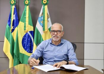 Prefeito assina decreto que regulamenta execução de emendas impositivas individuais em Aracaju