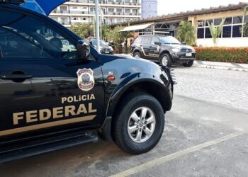PF cumpre mandados em SE durante operação contra fraudes no FIES