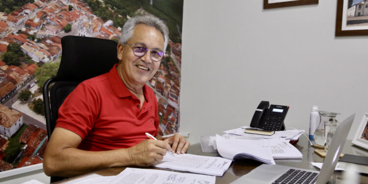 Prefeitura de São Cristóvão encaminha para votação na Câmara projeto que visa o perdão de dívidas de IPTU da população vulnerável