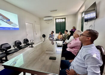 Prefeitura de São Cristóvão discute projetos para a construção de futuras obras no município