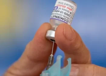 Aracaju iniciará vacinação com bivalente para pessoas acima de 12 anos de idade a partir desta  terça-feira