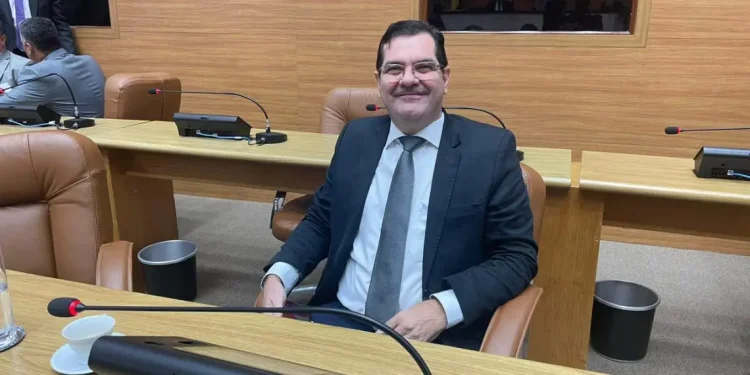 Netinho Guimarães pleiteia ao governo pavimentação asfáltica para trevo da rodovia SE-204, que liga o povoado Ladeira às cidades de Pacatuba e Japoatã