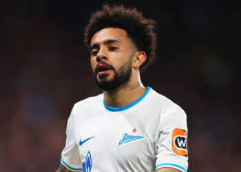 Nome de Claudinho ganha força em gigante do futebol brasileiro; empresário irá se reunir com jogador em breve