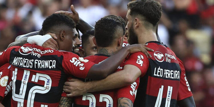 Bahia tem conversas avançadas para contratar jogador do Flamengo que ganha R$ 800 mil por mês