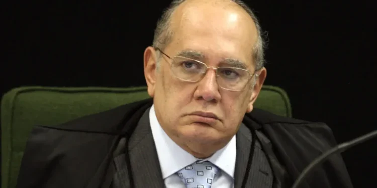 Gilmar Mendes suspende julgamento sobre revista íntima em presídios