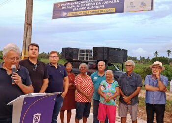 Estância entrega obras de drenagem e pavimentação do Beco da Juerana e de mais três ruas do Alecrim