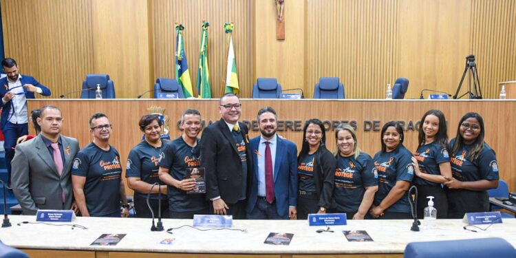 Eduardo Lima realiza ato de conscientização contra a Exploração Sexual infantojuvenil