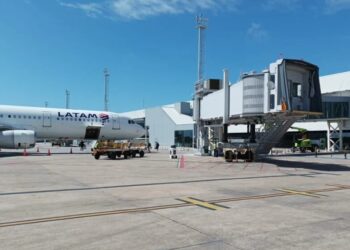 Aeroporto Santa Maria ganha pontes móveis para embarque e desembarque