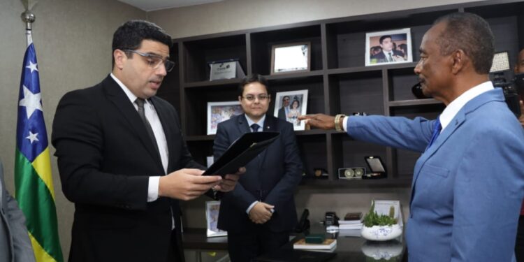 Deputado Manuel Marcos é empossado na Assembleia Legislativa de Sergipe