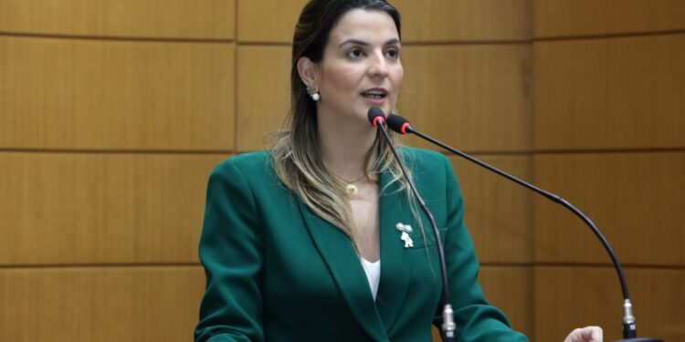 Lidiane Lucena destaca enfrentamento ao Abuso e Exploração Sexual de Crianças e Adolescentes