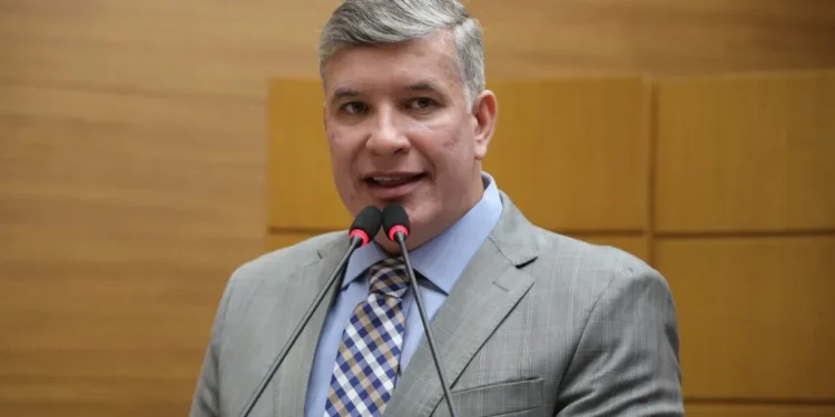 Cristiano Cavalcante destaca inscrições para o Programa Acolher