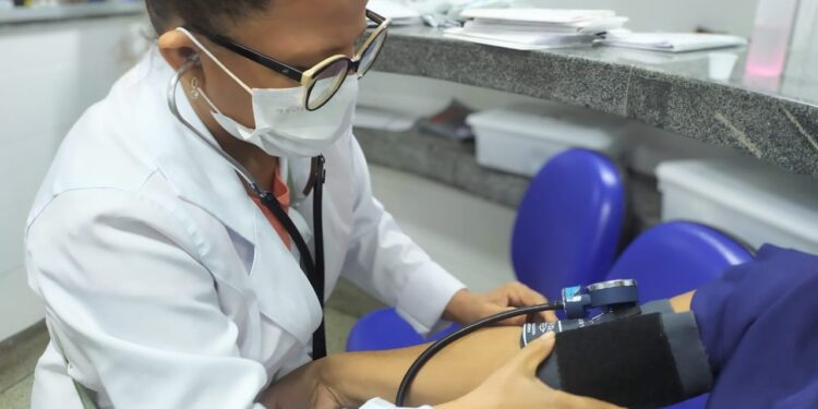 Secretaria da Saúde chama atenção para a prevenção e controle da hipertensão