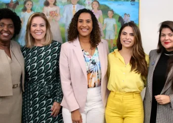 Deputada Yandra Moura recebe ministra da Igualdade Racial