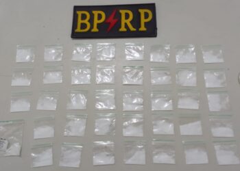 Polícia Militar prende suspeito de tráfico de drogas no Bairro São Carlos, em Aracaju