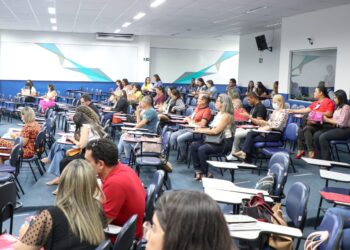 Saúde discute novas relações de trabalho