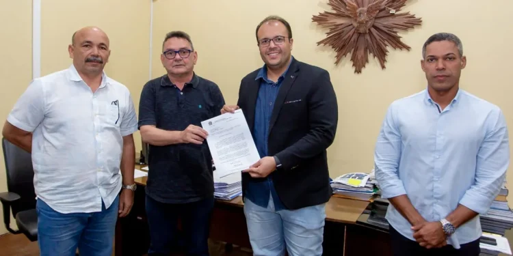 Deputado federal Thiago de Joaldo elabora Projeto de Lei em defesa dos agentes de segurança de Sergipe