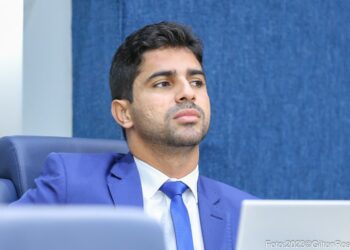 Vereador Pastor Diego defende medidas preventivas de proteção às escolas