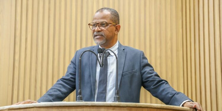 Professor Bittencourt alerta servidores para a realização do Censo Previdenciário