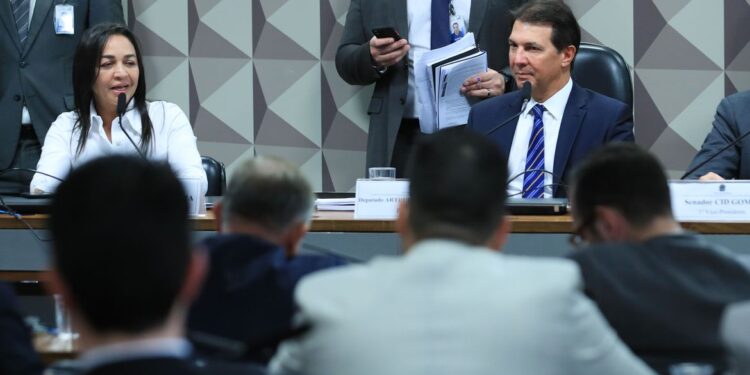 Arthur Maia é eleito presidente da CPMI de atos antidemocráticos