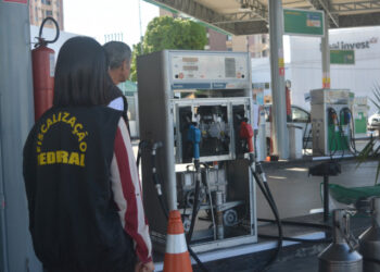 ITPS faz operação em postos de combustíveis em Aracaju