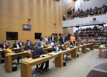 Reajuste de 2,5% para funcionários públicos é aprovado na Alese