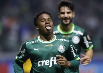 Palmeiras bate Barcelona e avança para oitavas da Libertadores