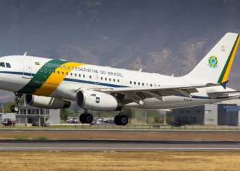 Lula solicita à FAB troca de avião presidencial por um maior