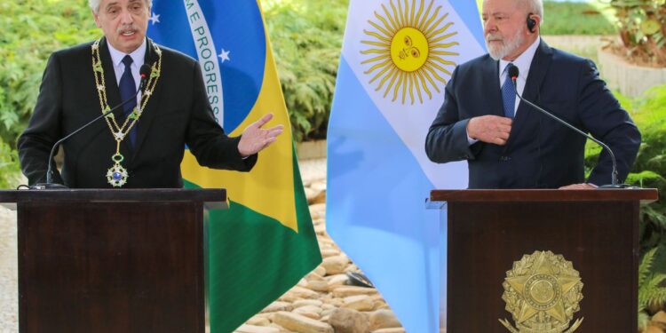 Brasil e Argentina adotam ações conjuntas para fortalecer aliança