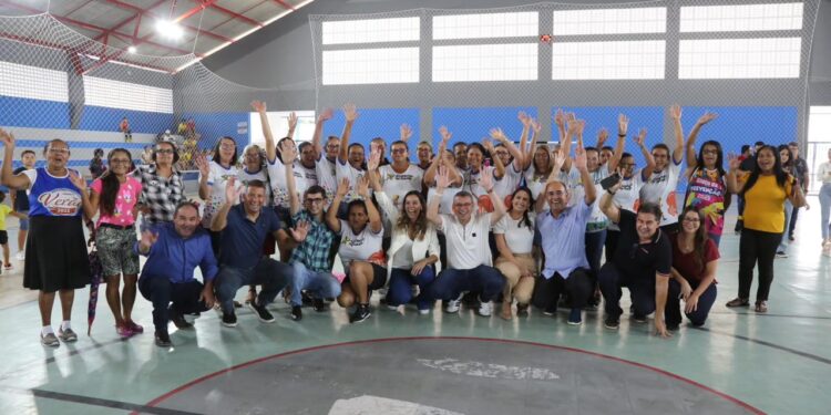 Governo de Sergipe entrega reforma do Ginásio de Esportes Manoel de Souza em Campo do Brito