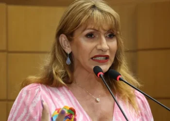 “Quero registrar meu repúdio a qualquer discurso de ódio contra nossa comunidade”, diz deputada Linda Brasil