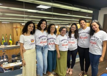 MA promulga lei de propositura de Ângela Melo que permite a presença de doulas em maternidades e hospitais de Aracaju