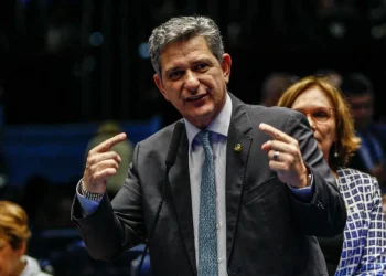 Senador Rogério Carvalho exige investigação sobre publicação polêmica nas redes sociais da PRF de Sergipe