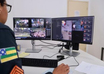 Reconhecimento facial permite identificação de foragidos da justiça no ‘Arraiá do Povo’, na Orla de Atalaia