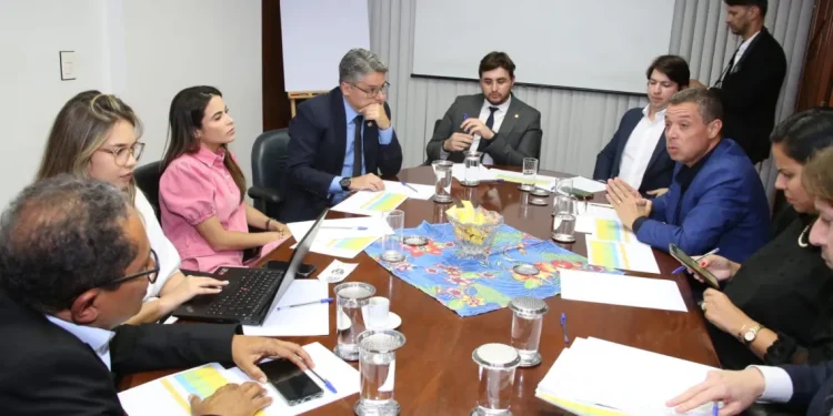 Deputada Yandra Moura amplia debate sobre a Reforma Tributária com o Governo de Sergipe