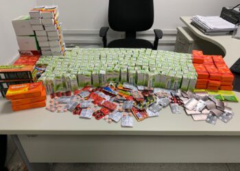 Polícia Civil apreende mais de 350 caixas de medicamentos e 90 mil cigarros contrabandeados em Itabaiana
