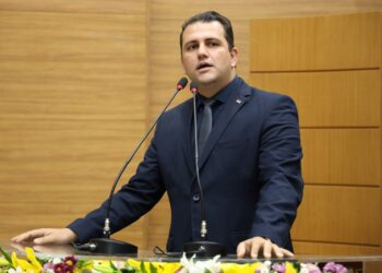 Deputado destaca Frente Parlamentar para a duplicação da BR-235