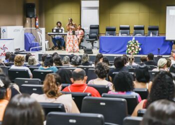 Saúde reúne profissionais e pacientes pela Luta Antimanicomial