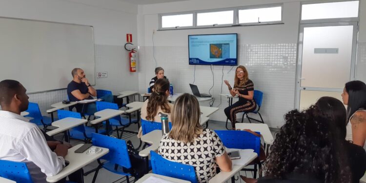 Comissão Estadual de Integração Ensino e Serviço discute estratégias relativas à educação na saúde