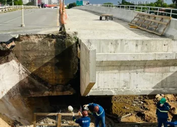 Auditoria do Tribunal de Contas acompanha obra da ponte sobre o rio Poxim