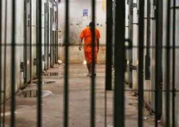 Maior que o salário mínimo, custo médio de cada preso no Brasil chega a R$ 1.819 por mês