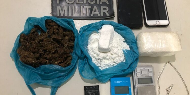 Polícia Militar prende suspeito de tráfico ilícito de drogas em Pirambu