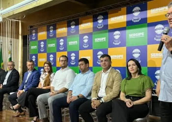 Senador Laércio Oliveira reforça compromisso com a geração de empregos em solenidade de contratação de trabalhadores