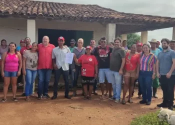 Incra autoriza posse de uma fazenda no município de Gararu