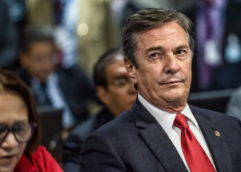 STF aplica pena de 8 anos e 10 meses ao ex-presidente Fernando Collor por corrupção
