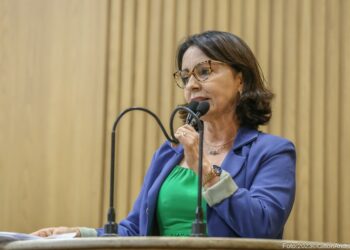 “Feminicídio está cada dia ganhando maiores proporções”, lamenta Emília