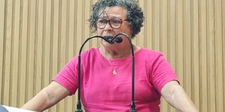 Requerimentos de Ângela Melo aprovados na CMA solicitam informações sobre Plano, Fundo e Lei de Incentivo à Cultura